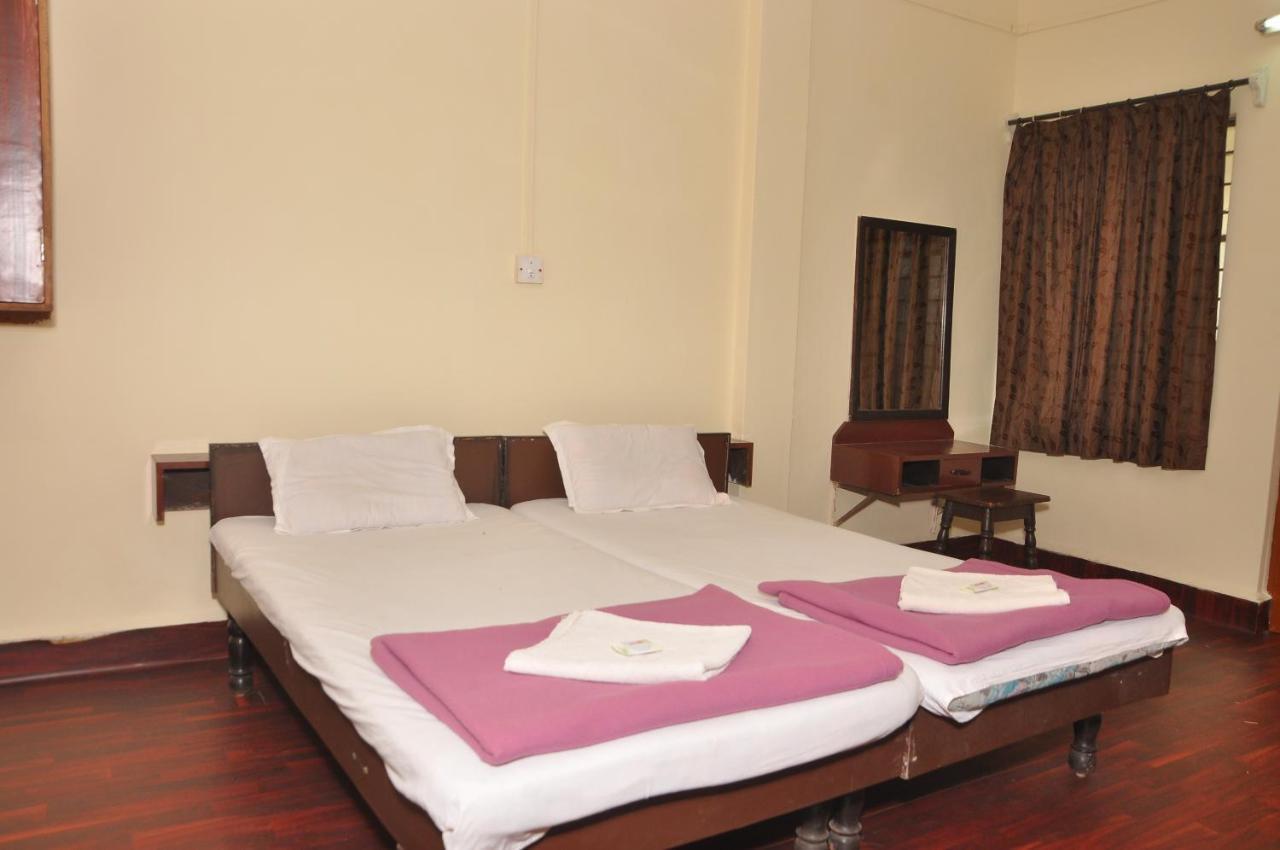 Koynanagar Koyna Lake Resort מראה חיצוני תמונה